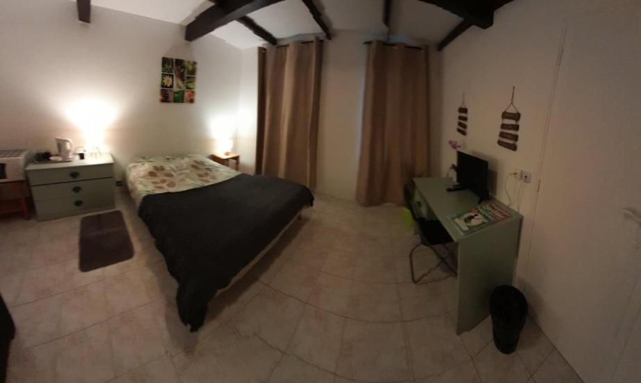 Chambre Independante A La Campagne Puycalvel Lautrec 外观 照片